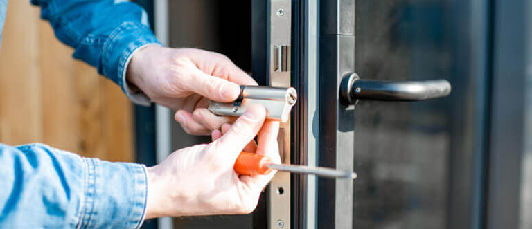 Commercial Locksmith Seal Beach